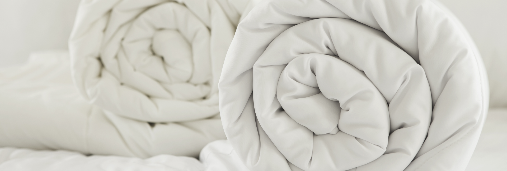 Comforters Rolled Up 1920X650
