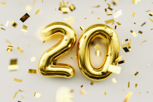 20 In Gold Balloons